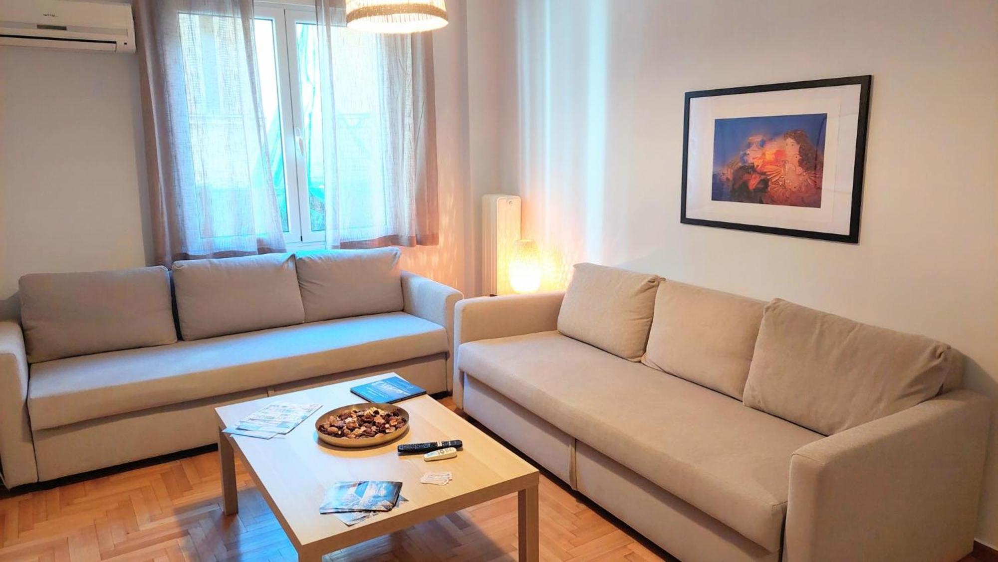 Cozy Apartment In Plaka アテネ エクステリア 写真