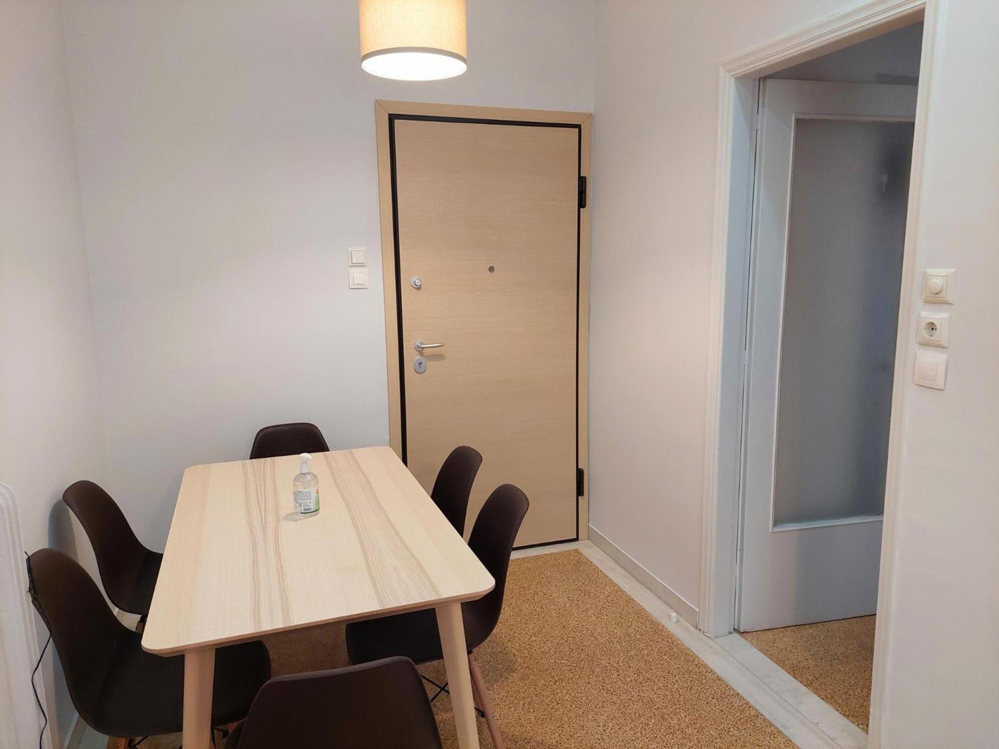 Cozy Apartment In Plaka アテネ エクステリア 写真