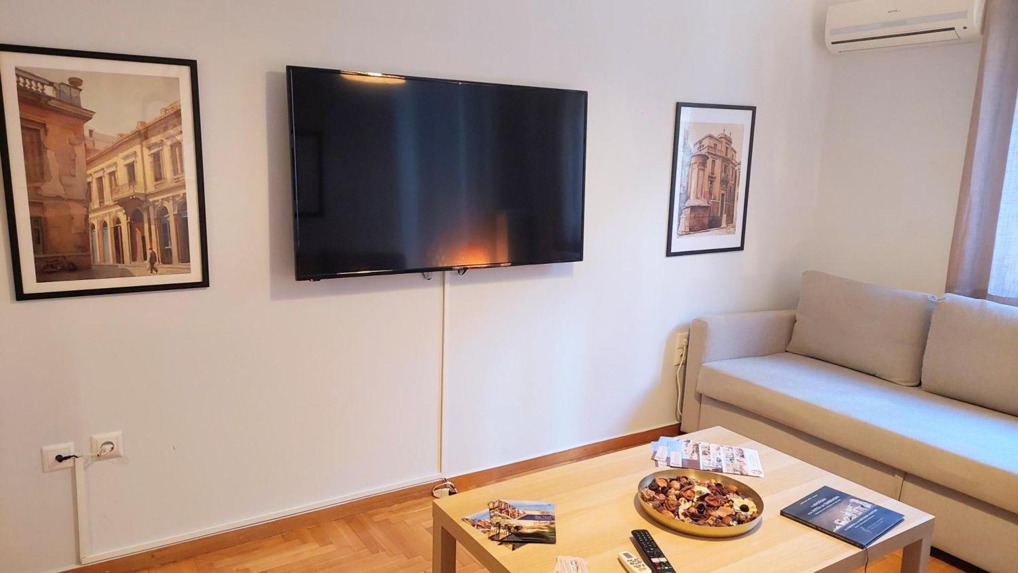 Cozy Apartment In Plaka アテネ エクステリア 写真
